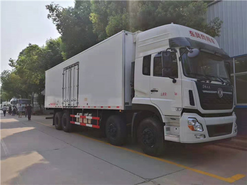 國(guó)五東風(fēng)天龍前四后八廂長(zhǎng)9.4米冷藏車廠家直銷，價(jià)格優(yōu)惠