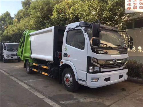 推薦！！東風(fēng)日產(chǎn).凱普特8方壓縮垃圾車(chē)現(xiàn)車(chē)一臺(tái)