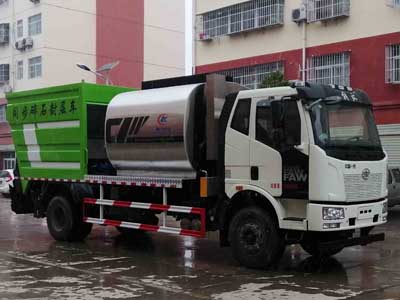 國六解放J6L同步碎石封層車推薦，可上北京市牌照
