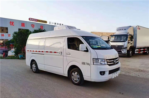 國六福田G7面包冷藏車匹配沈陽航天三菱160馬力汽油發(fā)動機，容積5.8方