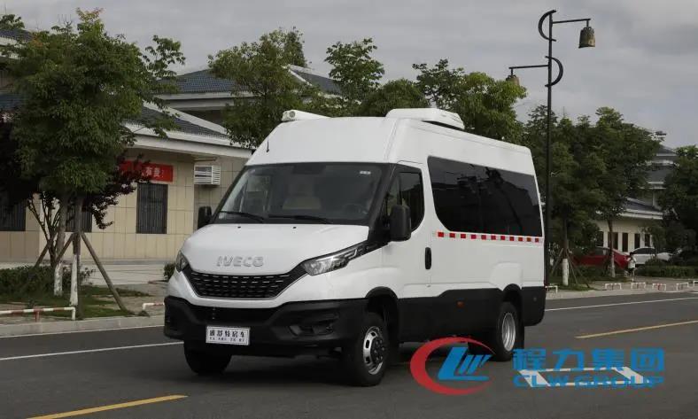 程力高端進(jìn)口依維柯福祉房車、奔馳無(wú)線通訊壓制車“雙雄”出征，爭(zhēng)霸江湖圈粉無(wú)數(shù)成市場(chǎng)新寵