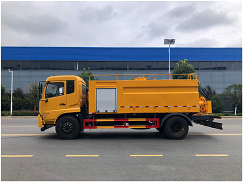 國六東風天錦13方清洗車匹配康明斯210馬力國六發(fā)動機，大卷盤新款車型推薦